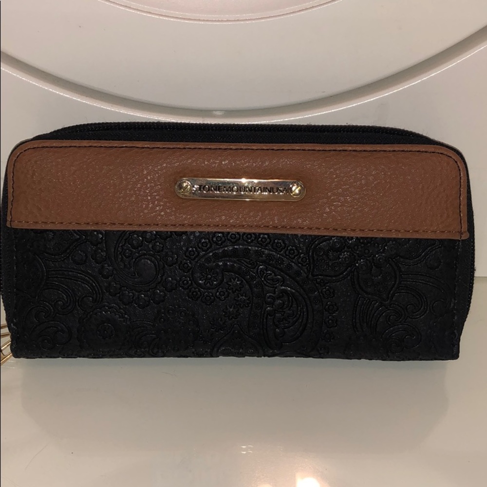 stone mountain wallet